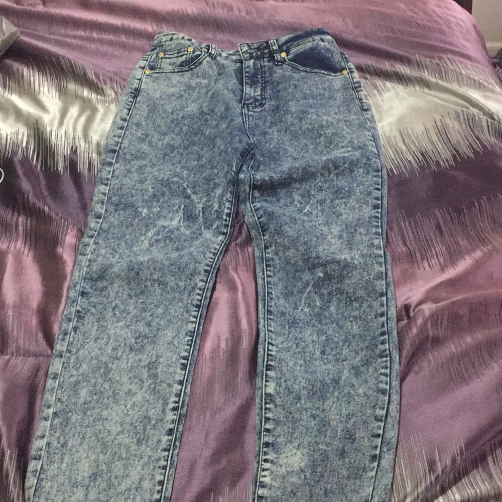 Jeans